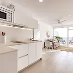 Beachfront With Open Terrace In Canteras * Las Palmas / Gran Canaria