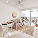 Beachfront With Open Terrace In Canteras Las Palmas / Gran Canaria