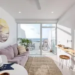 Beachfront With Open Terrace In Canteras Las Palmas / Gran Canaria
