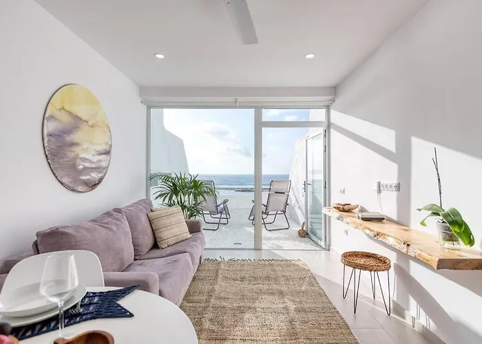 Beachfront With Open Terrace In Canteras Las Palmas de Gran Canaria